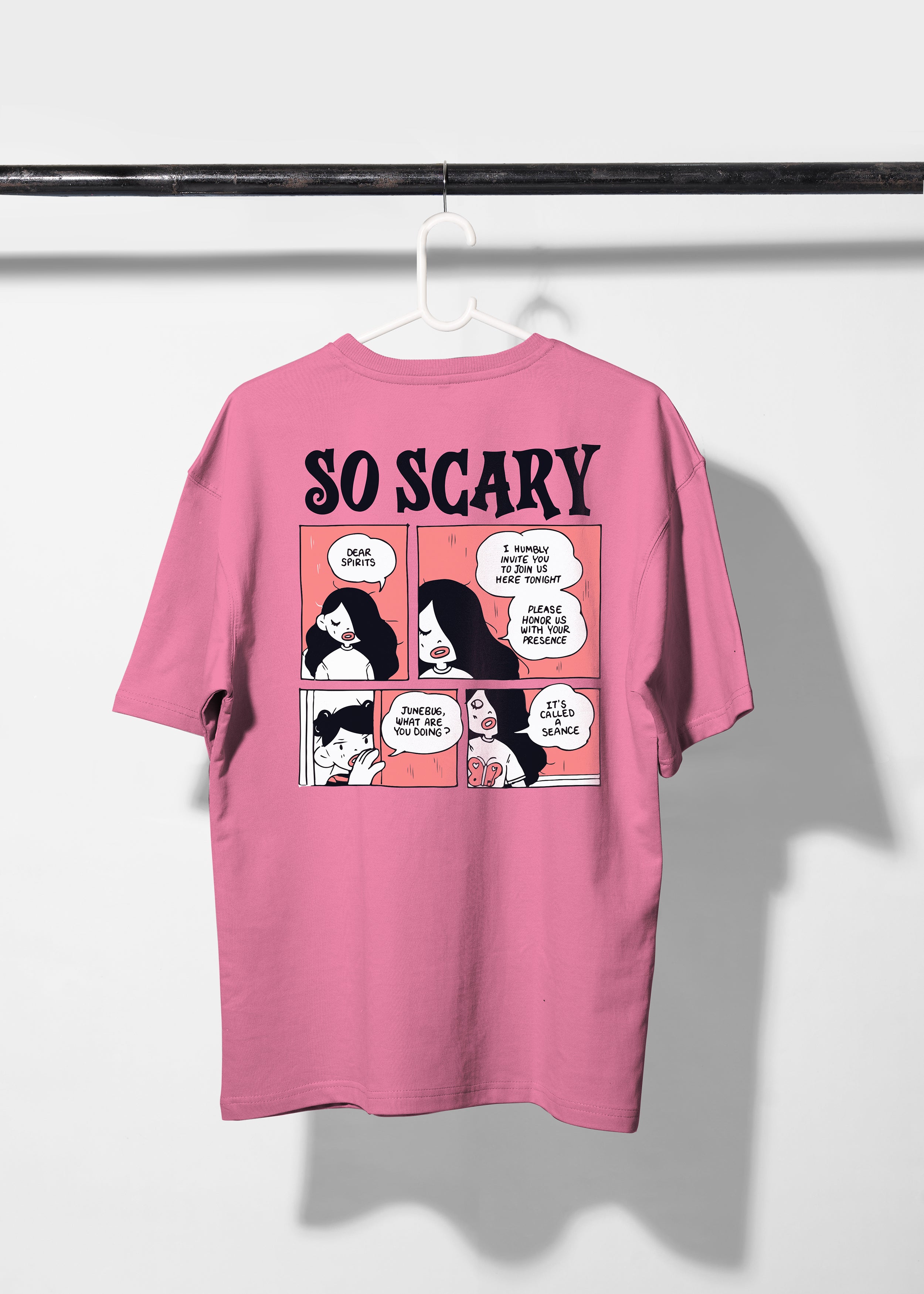 Sachet Pink Oversized T-shirt with So Scary Graphic